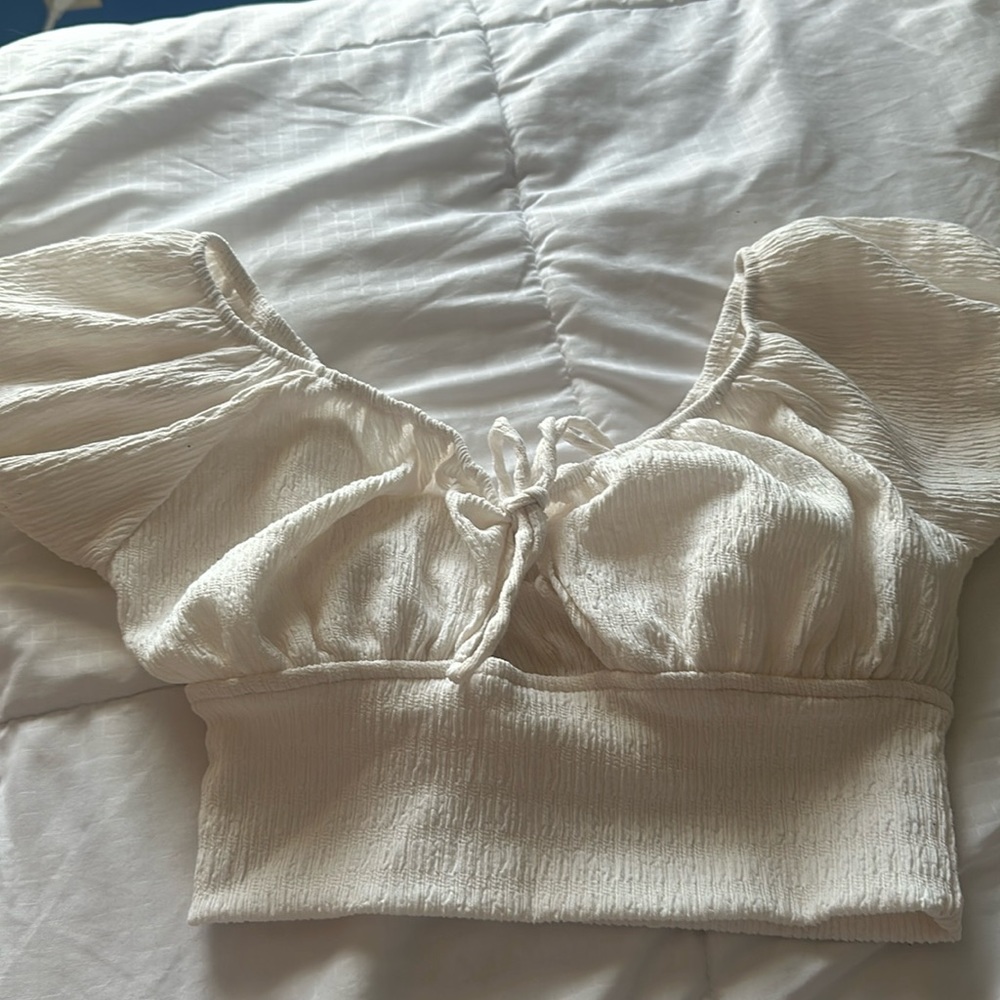 white short summer shirt